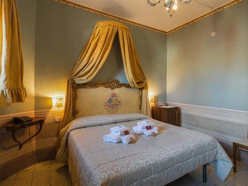 I Portici Hotel - Residenza D'Epoca Арецо Екстериор снимка