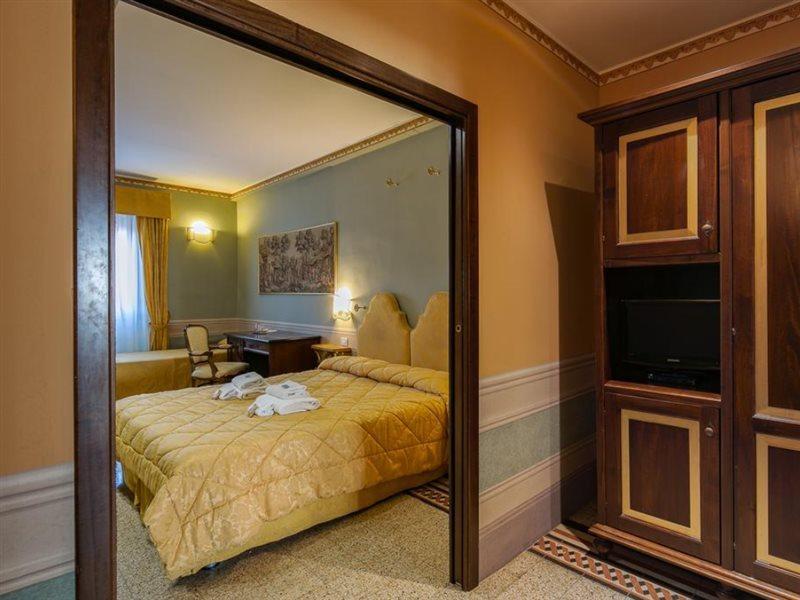 I Portici Hotel - Residenza D'Epoca Арецо Екстериор снимка
