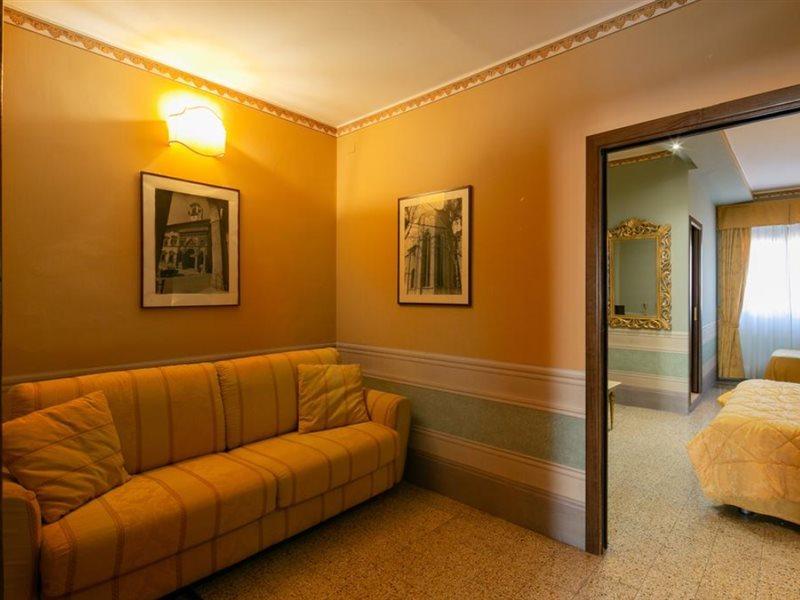 I Portici Hotel - Residenza D'Epoca Арецо Екстериор снимка