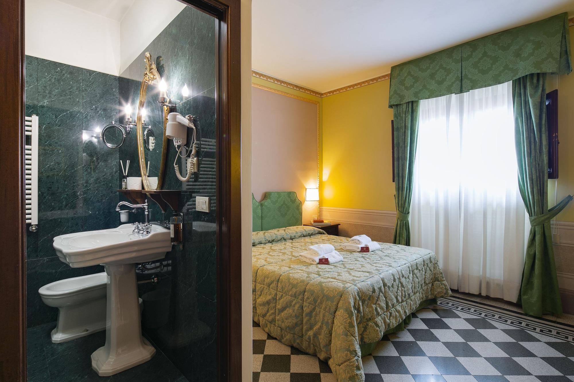 I Portici Hotel - Residenza D'Epoca Арецо Екстериор снимка