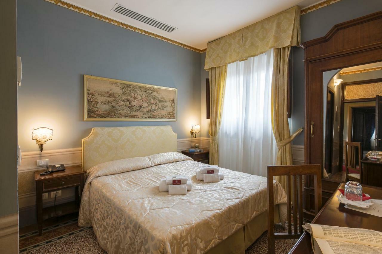 I Portici Hotel - Residenza D'Epoca Арецо Екстериор снимка